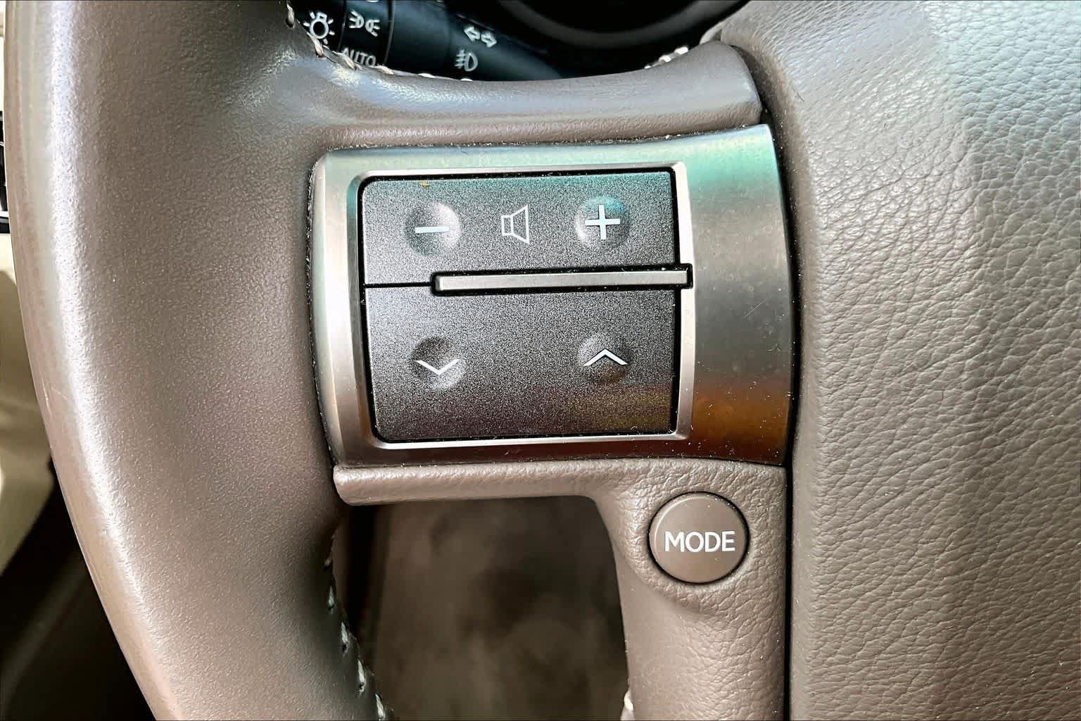 Used 2013 Lexus GX 460 w/ Comfort Plus Pkg AWD/4WD image 21