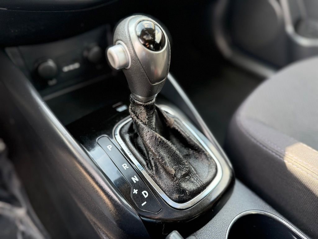 Used 2012 Kia Forte Koup EX image 28