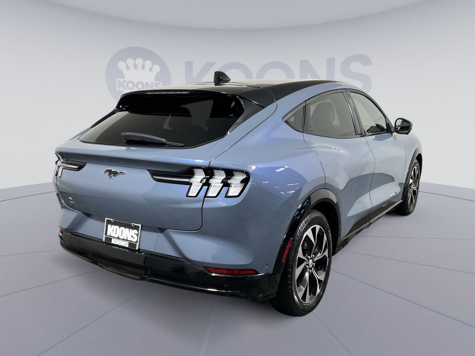 Used 2023 Ford Mustang Mach-E Premium image 7