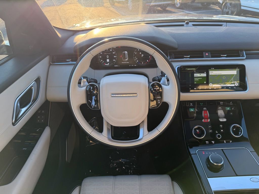Used 2020 Land Rover Range Rover Velar R-Dynamic HSE image 27