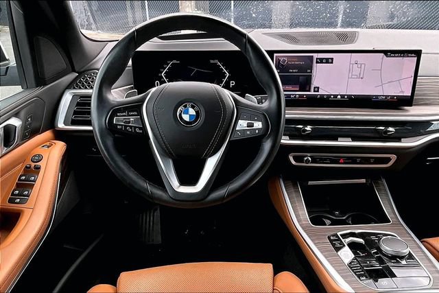 Used 2024 BMW X5 xDrive40i w/ Parking Assistance Package AWD/4WD image 5