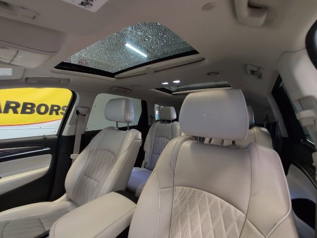 Certified 2023 Buick Enclave Avenir image 28