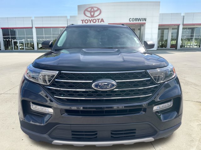 Used 2023 Ford Explorer XLT w/ Equipment Group 202A AWD/4WD image 8