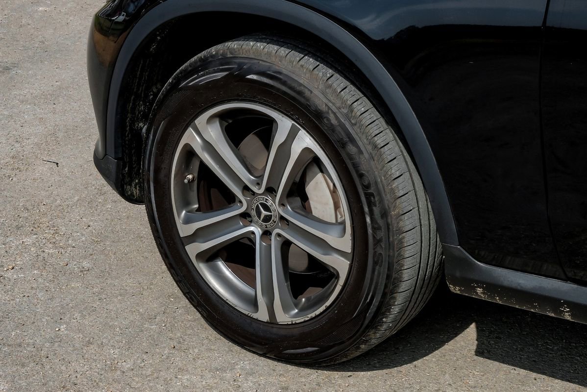Used 2019 Mercedes-Benz GLC 300 image 60