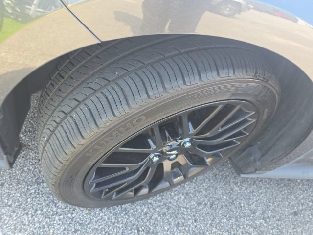 Used 2016 Ford Mustang GT w/ GT Performance Package RWD image 3