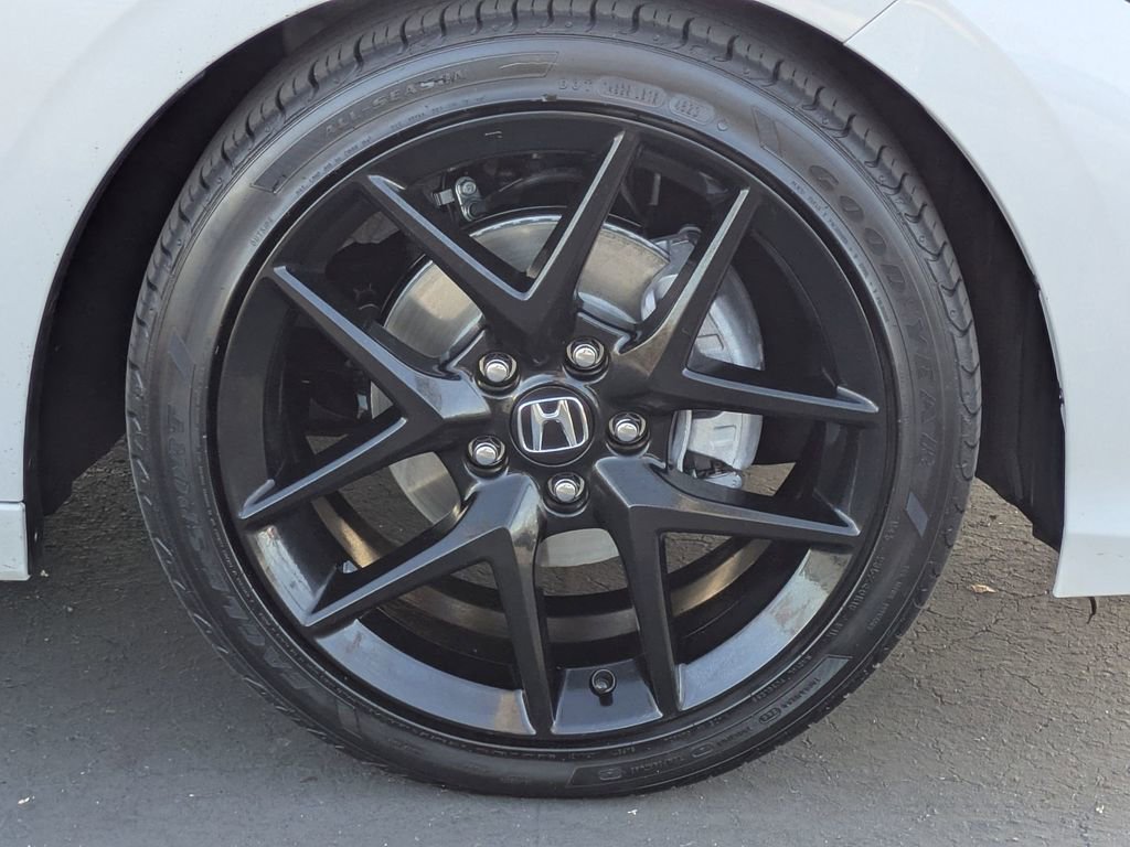 Certified 2025 Honda Civic Sport image 22