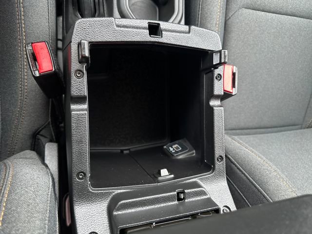 Used 2024 Jeep Wrangler Sport image 18