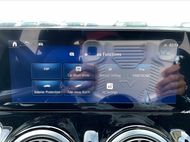 New 2026 Mercedes-Benz GLB 250 image 24