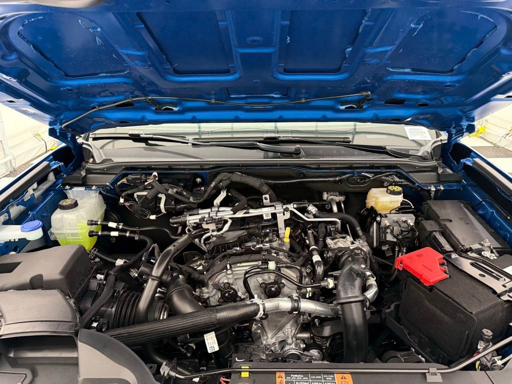 New 2025 Ford Ranger XLT w/ Chrome Accent Package image 9