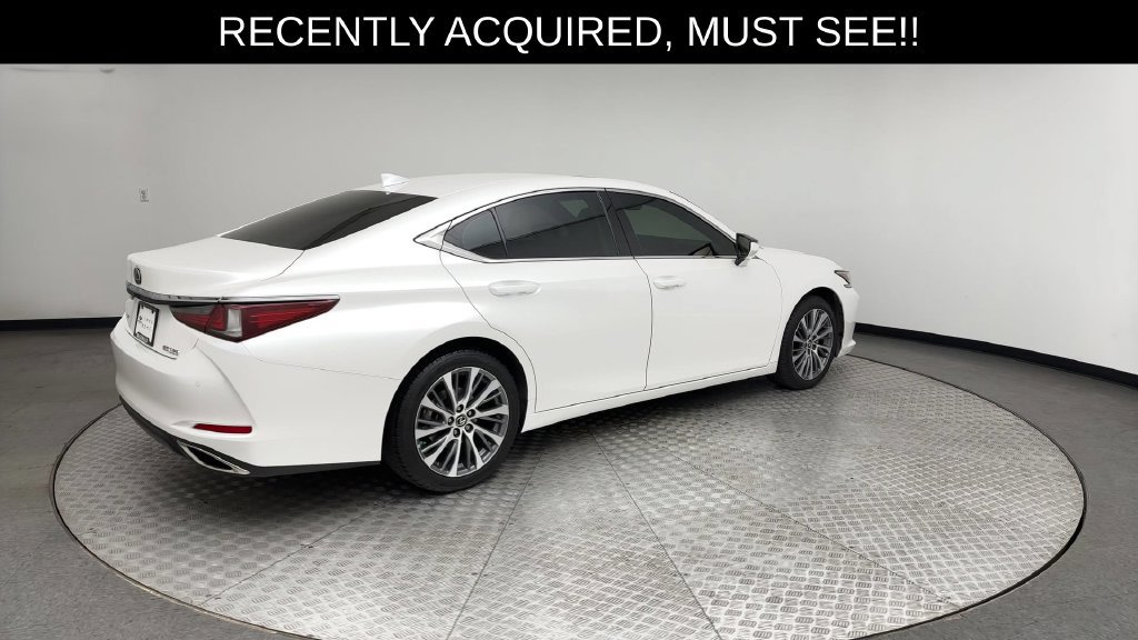 Used 2020 Lexus ES 350 w/ Premium Package FWD image 2