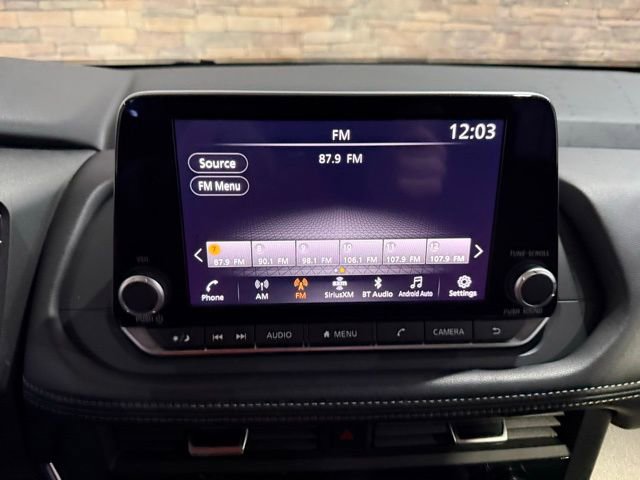 Certified 2025 Nissan Rogue SV image 19