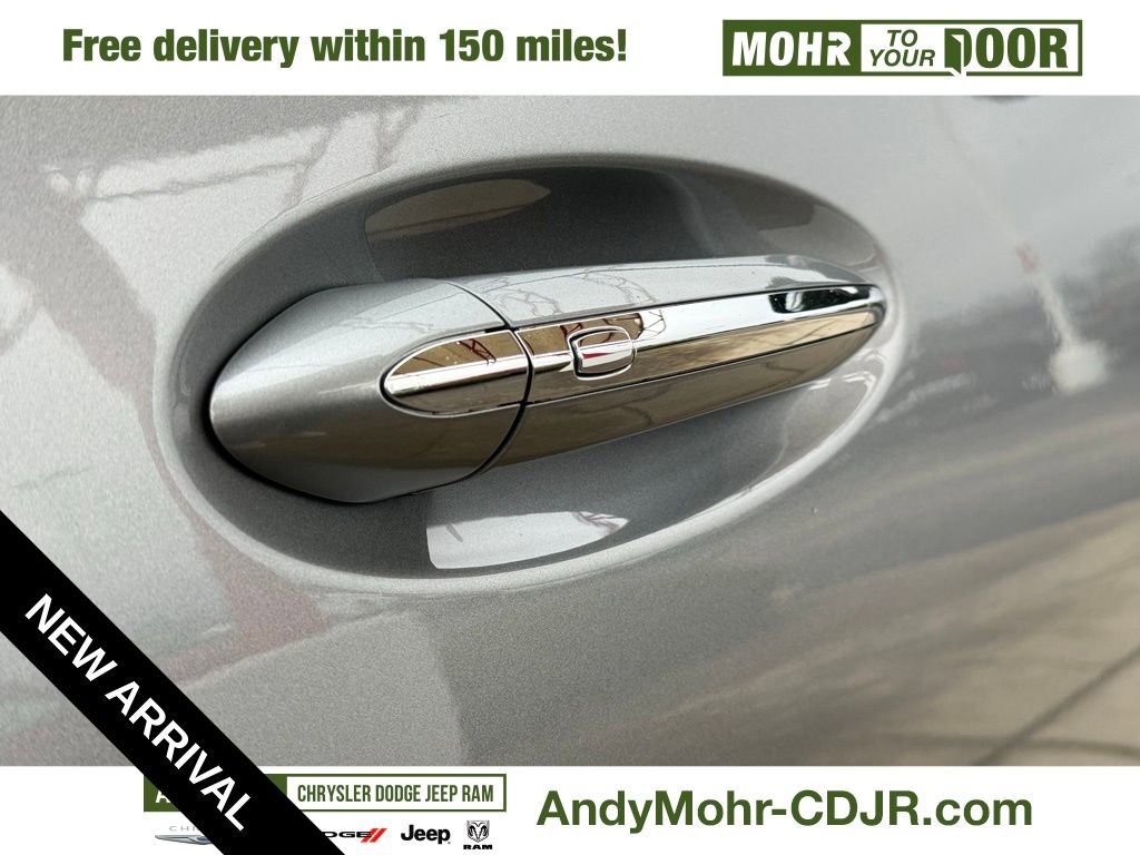 Used 2024 Buick Envision Avenir image 36