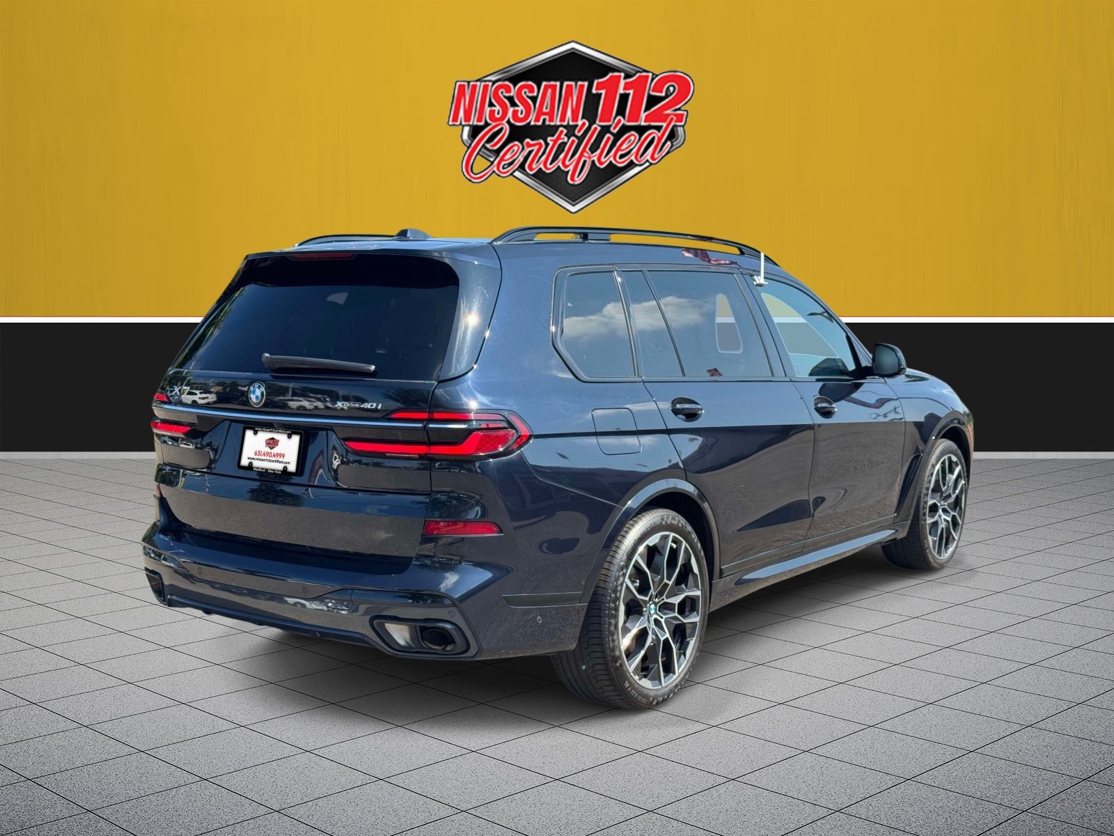 Used 2023 BMW X7 xDrive40i w/ M Sport Package AWD/4WD image 7