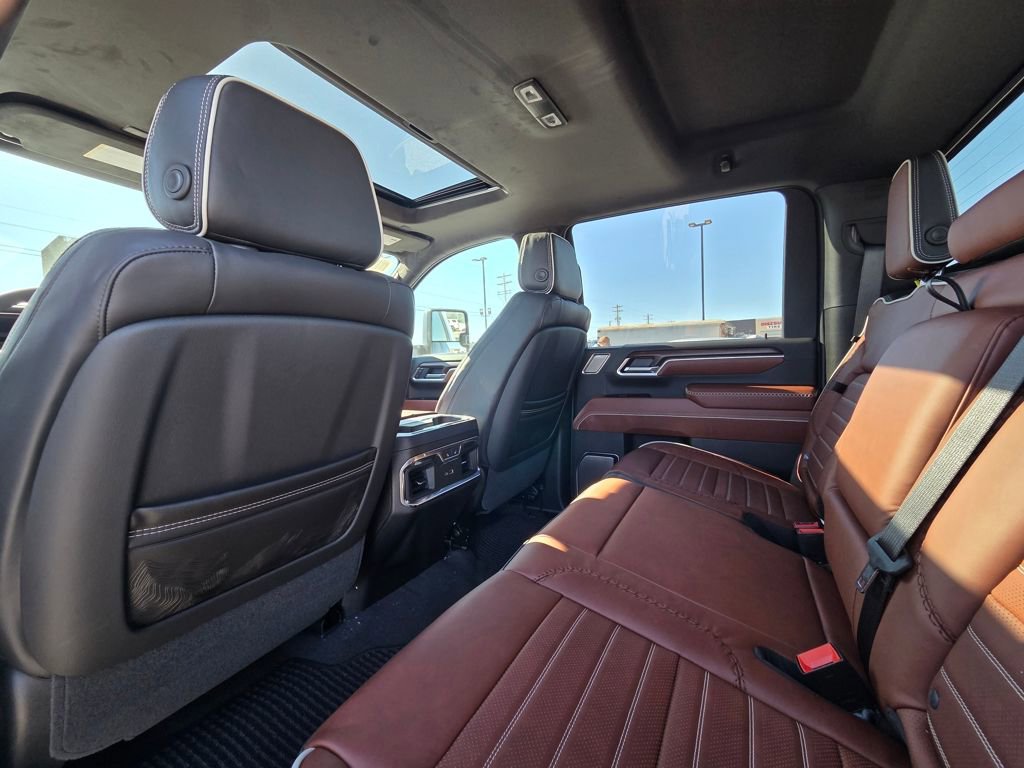New 2026 GMC Sierra 3500 Denali Ultimate AWD/4WD image 28
