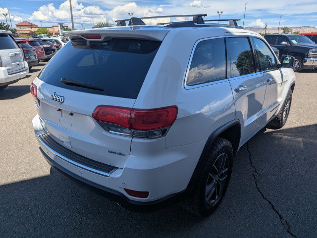 Used 2017 Jeep Grand Cherokee Limited w/ Luxury Group II AWD/4WD image 5