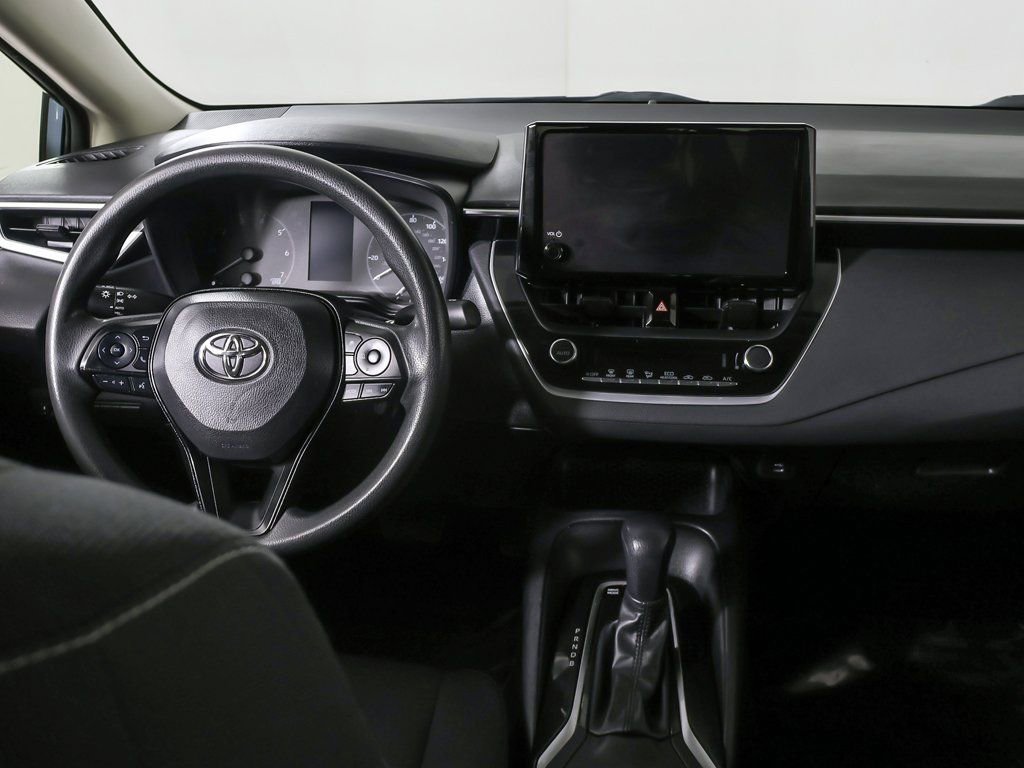 Used 2023 Toyota Corolla LE image 26