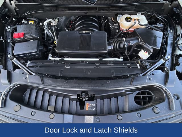 Certified 2025 Cadillac Escalade ESV Premium Luxury w/ LPO, Floor Liner Package AWD/4WD image 34