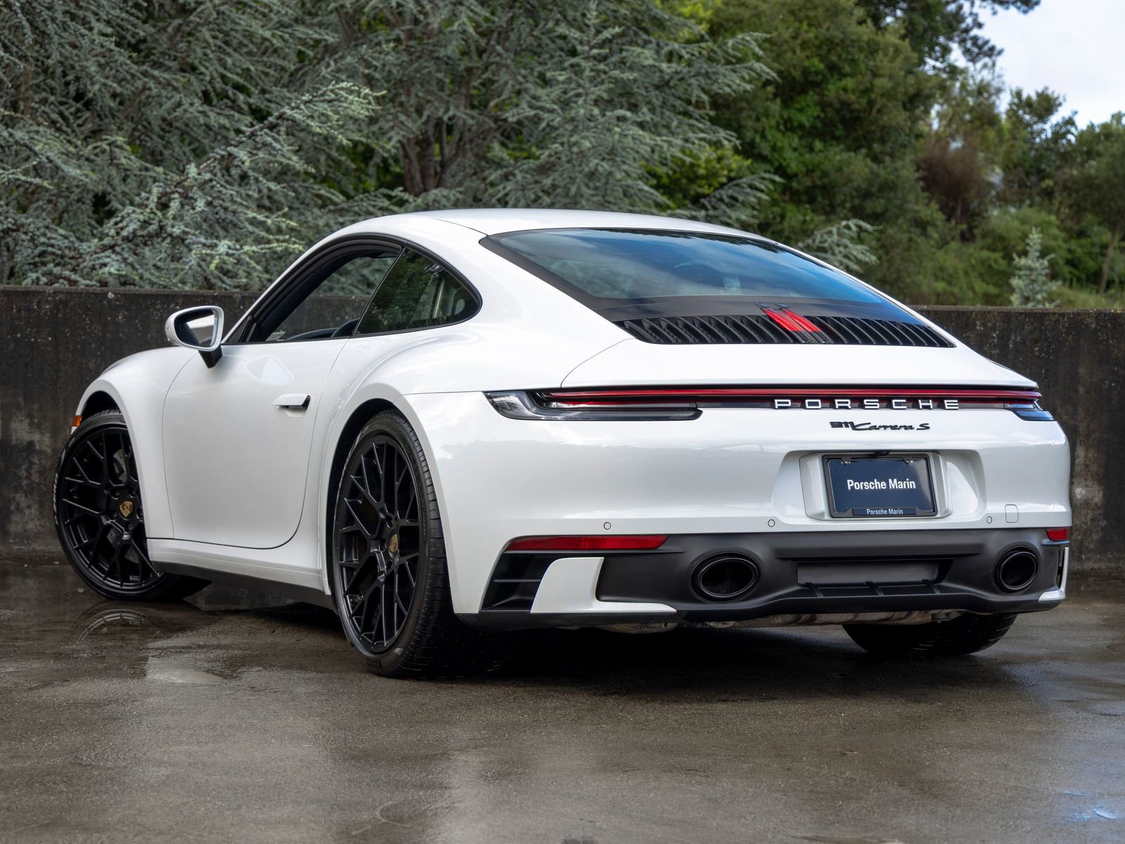 Used 2024 Porsche 911 Carrera S image 3