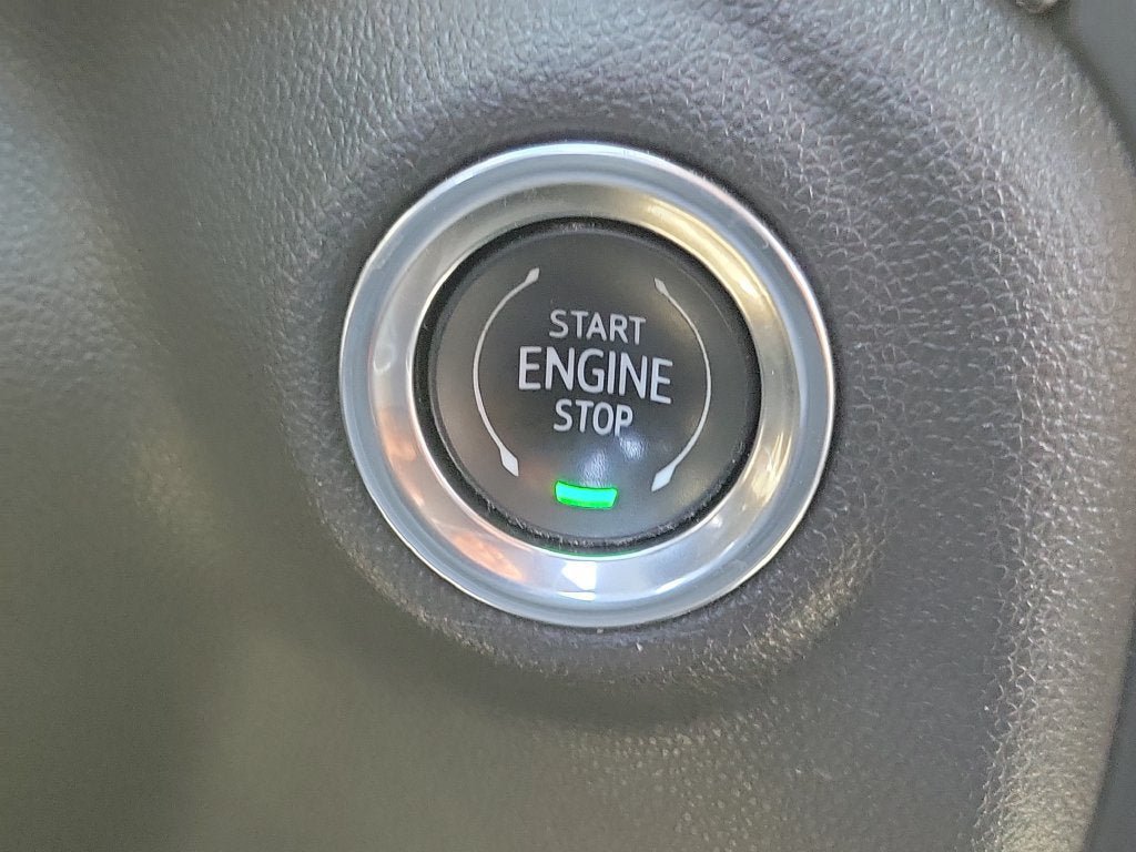 Used 2020 GMC Sierra 1500 Denali w/ Technology Package RWD image 28