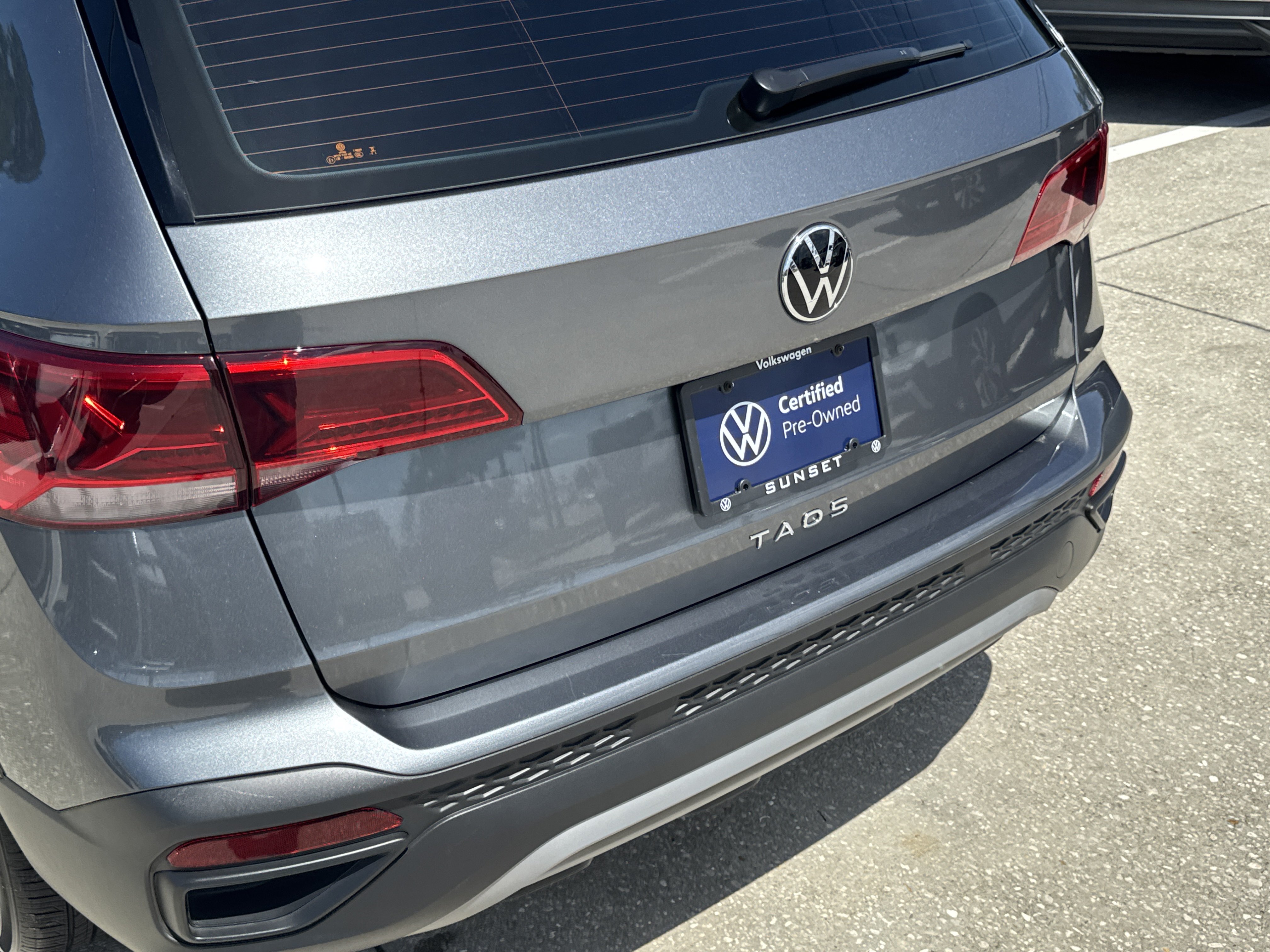 Used 2024 Volkswagen Taos S FWD image 10