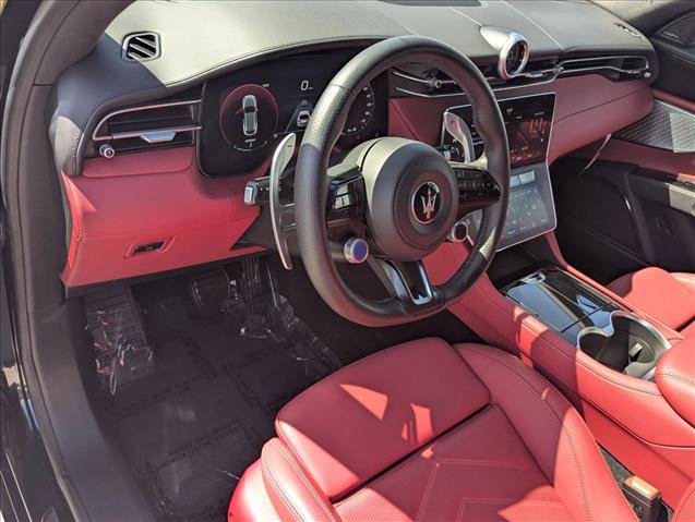 Used 2025 Maserati Grecale Modena AWD/4WD image 10
