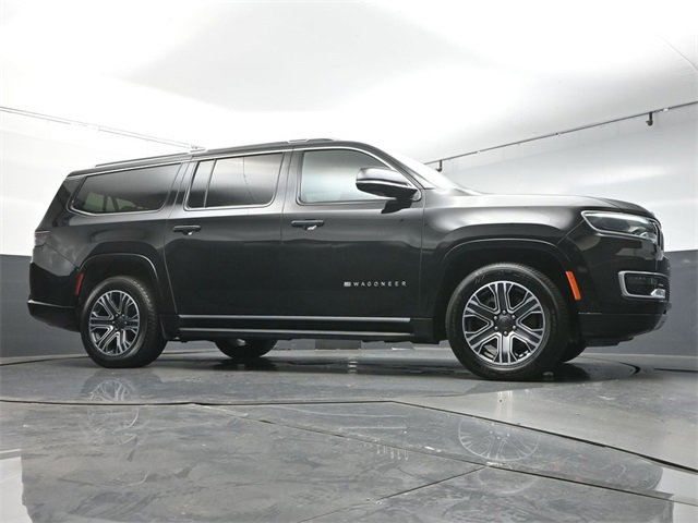 Used 2023 Jeep Wagoneer L Series II image 33