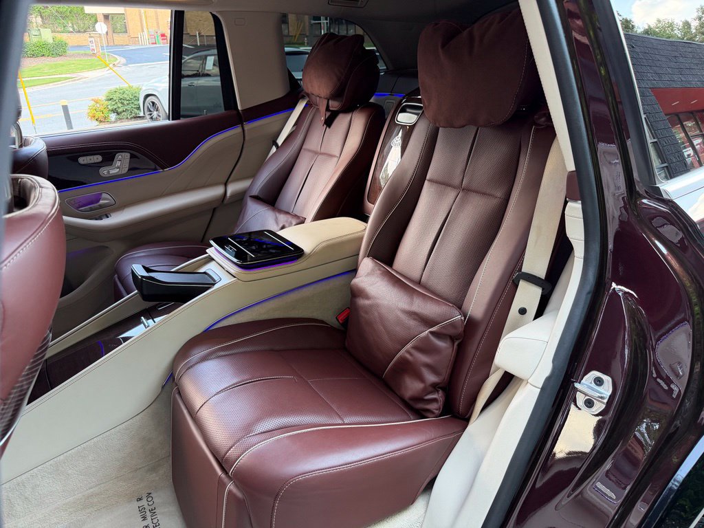 Used 2022 Mercedes-Benz Maybach GLS 600 4MATIC image 31