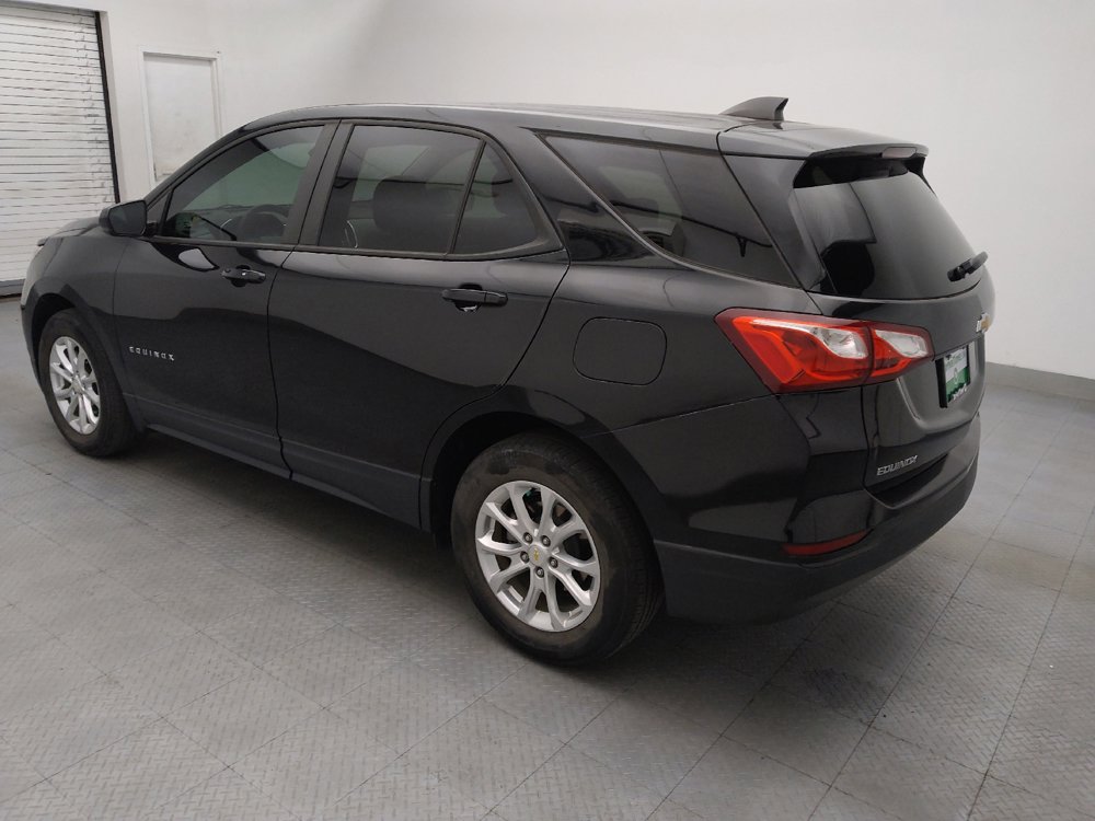 Used 2020 Chevrolet Equinox LS w/ LS Convenience Package FWD image 3