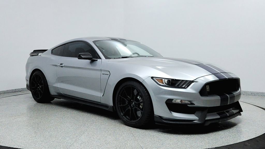 Used 2020 Ford Mustang Shelby GT350 w/ Technology Package image 7