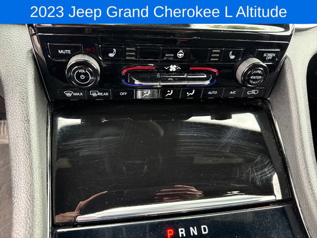 Used 2023 Jeep Grand Cherokee L Laredo AWD/4WD image 23