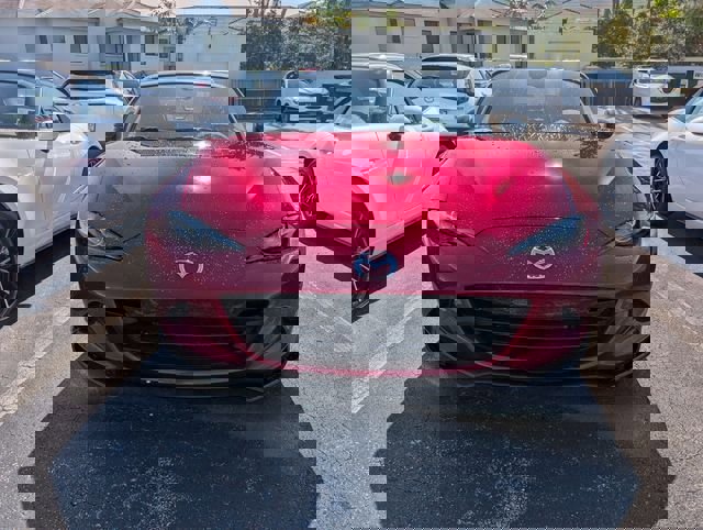 New 2025 MAZDA MX-5 Miata Club image 2