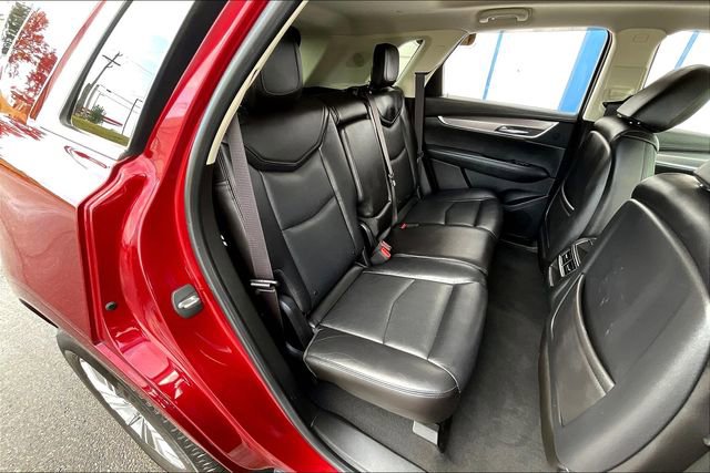 Used 2017 Cadillac XT5 Luxury w/ Driver Awareness Package image 27