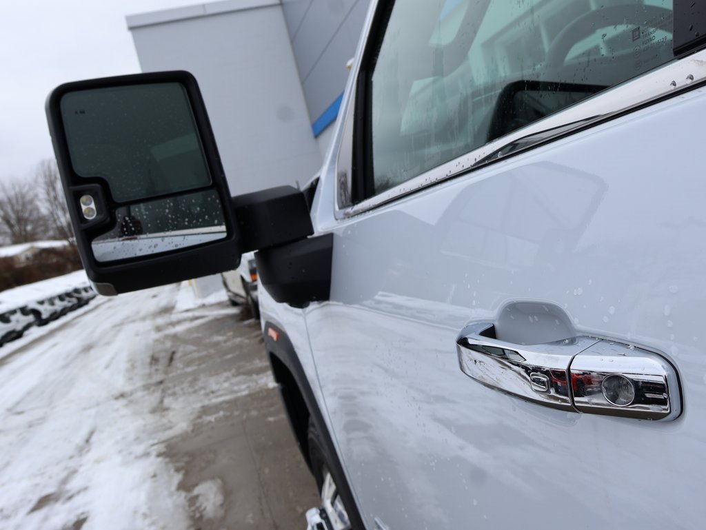 New 2026 GMC Sierra 3500 Denali Ultimate image 11