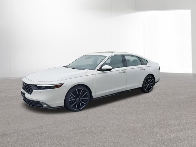 Used 2023 Honda Accord Touring image 4