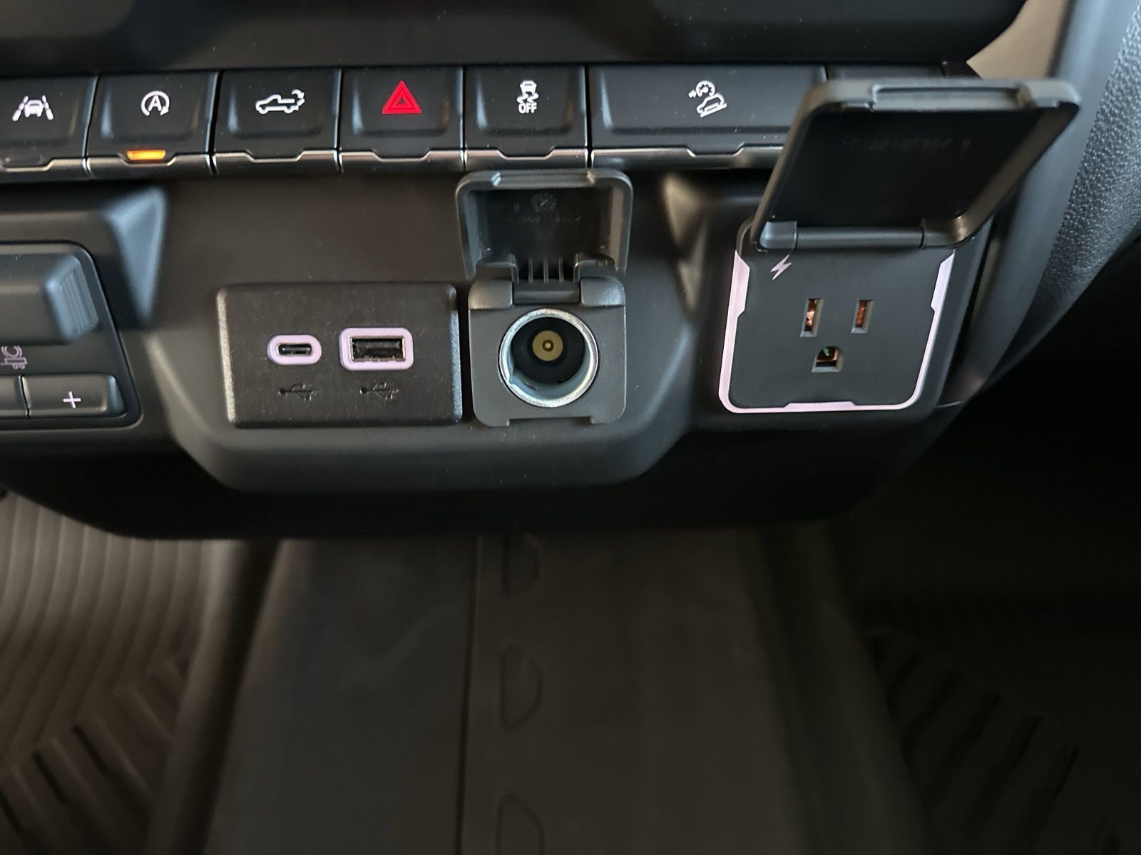 New 2026 Chevrolet Silverado 1500 Custom Trail Boss w/ Turbomax Blackout Package image 30