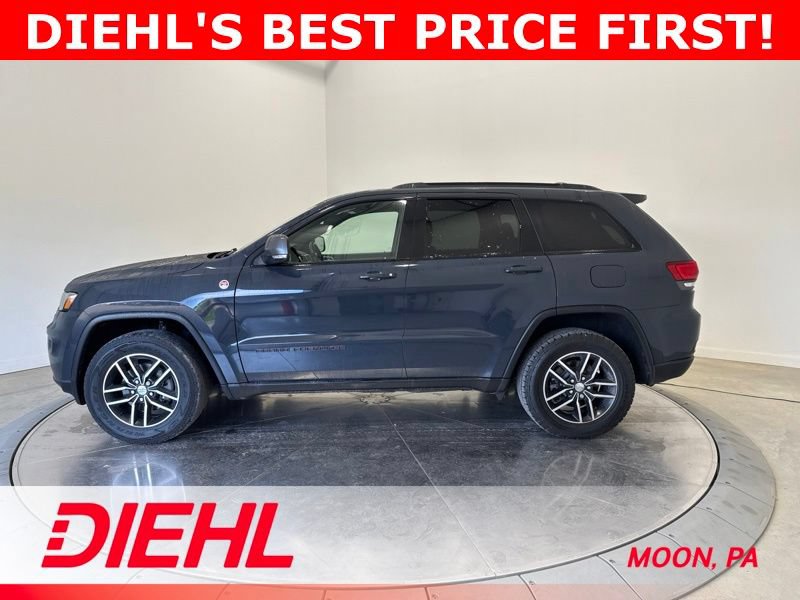 Used 2018 Jeep Grand Cherokee Trailhawk w/ Trailhawk Luxury Group AWD/4WD image 4
