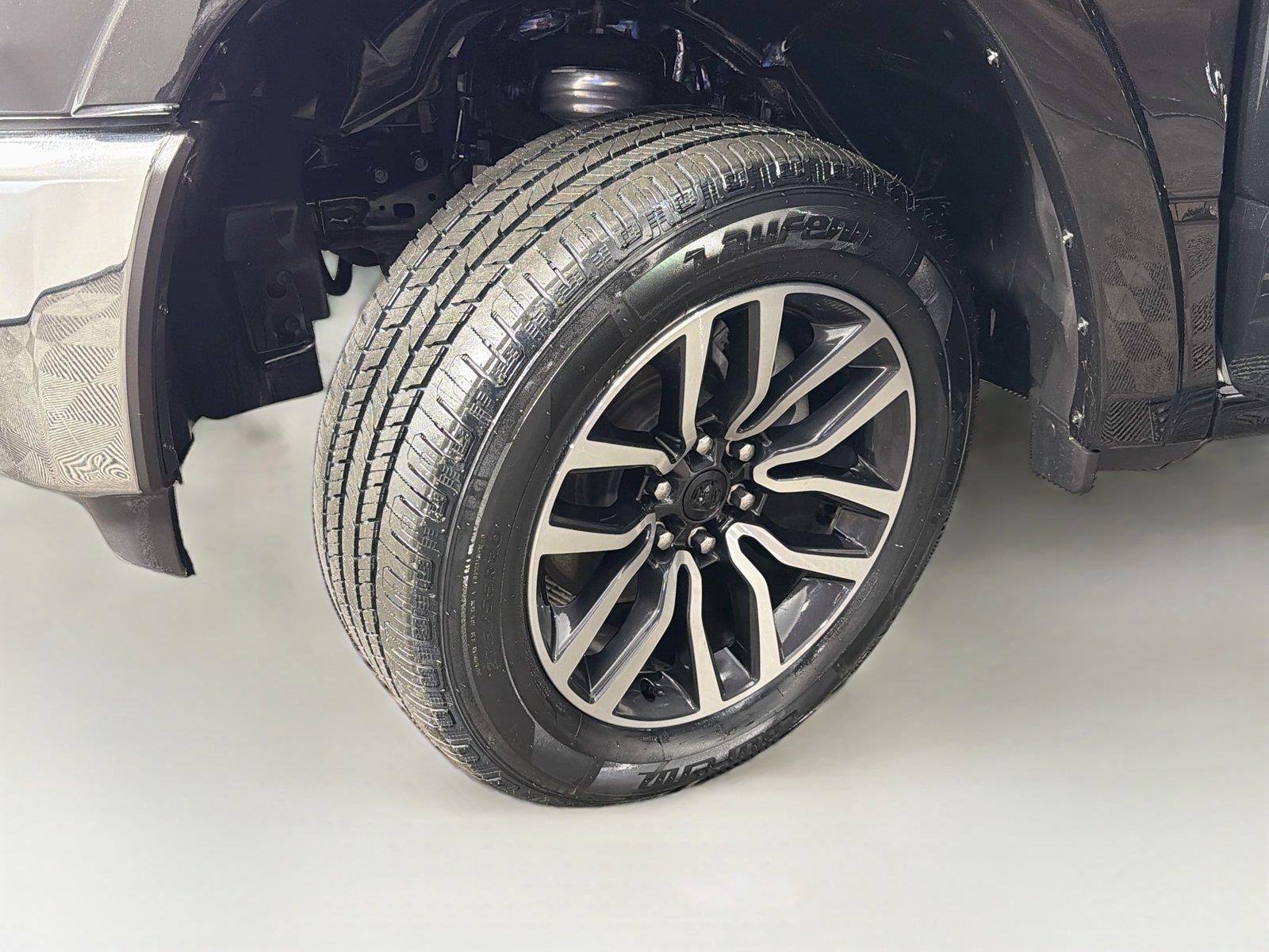 Used 2026 RAM 1500 Limited AWD/4WD image 38
