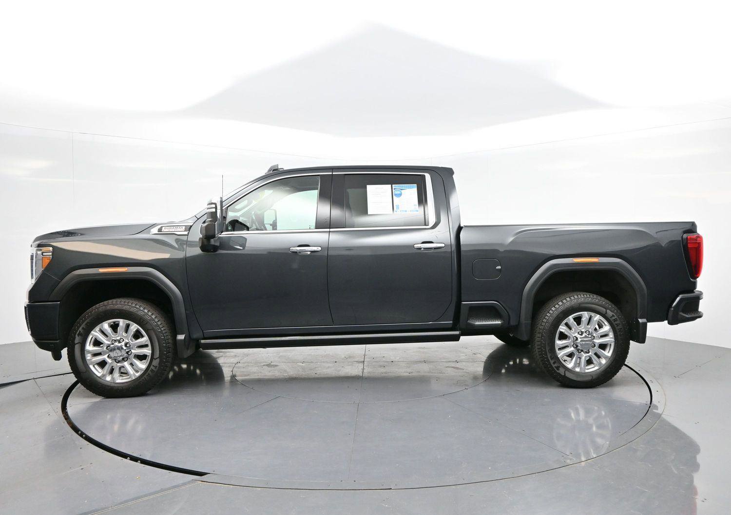 Used 2022 GMC Sierra 2500 Denali w/ Denali Ultimate Package AWD/4WD image 4