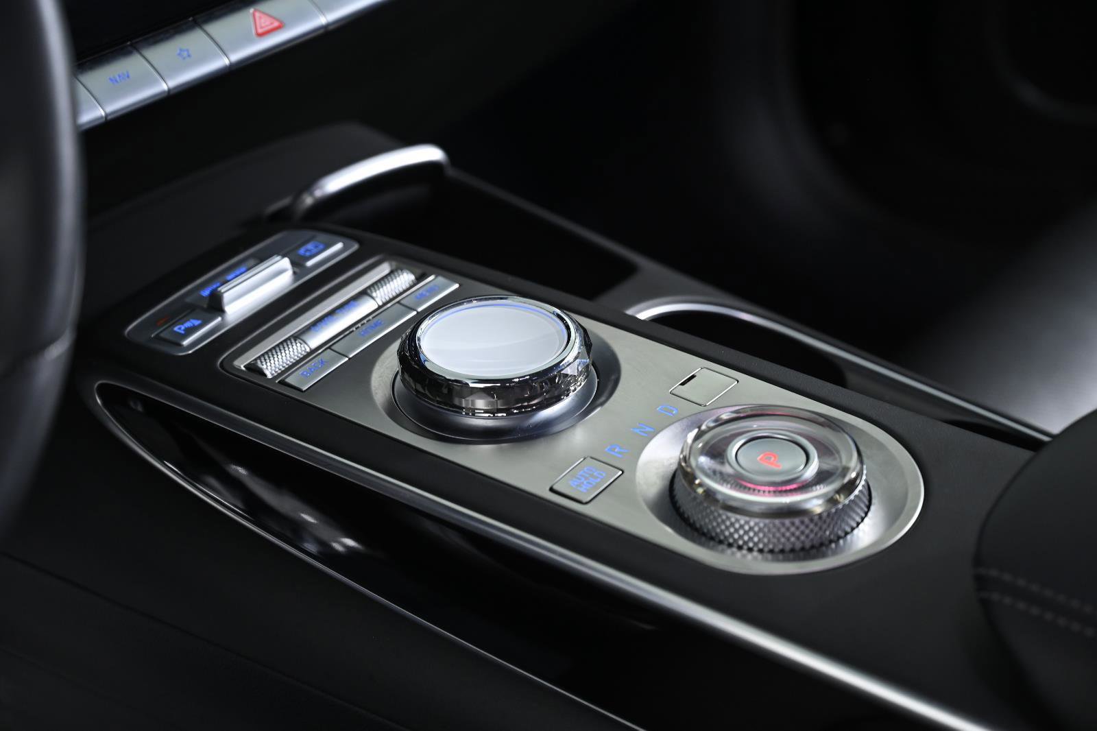 Used 2025 Genesis GV70 2.5T image 19