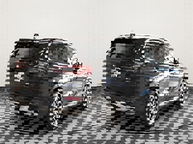 Used 2023 BMW X5 xDrive40i w/ Premium Package image 4