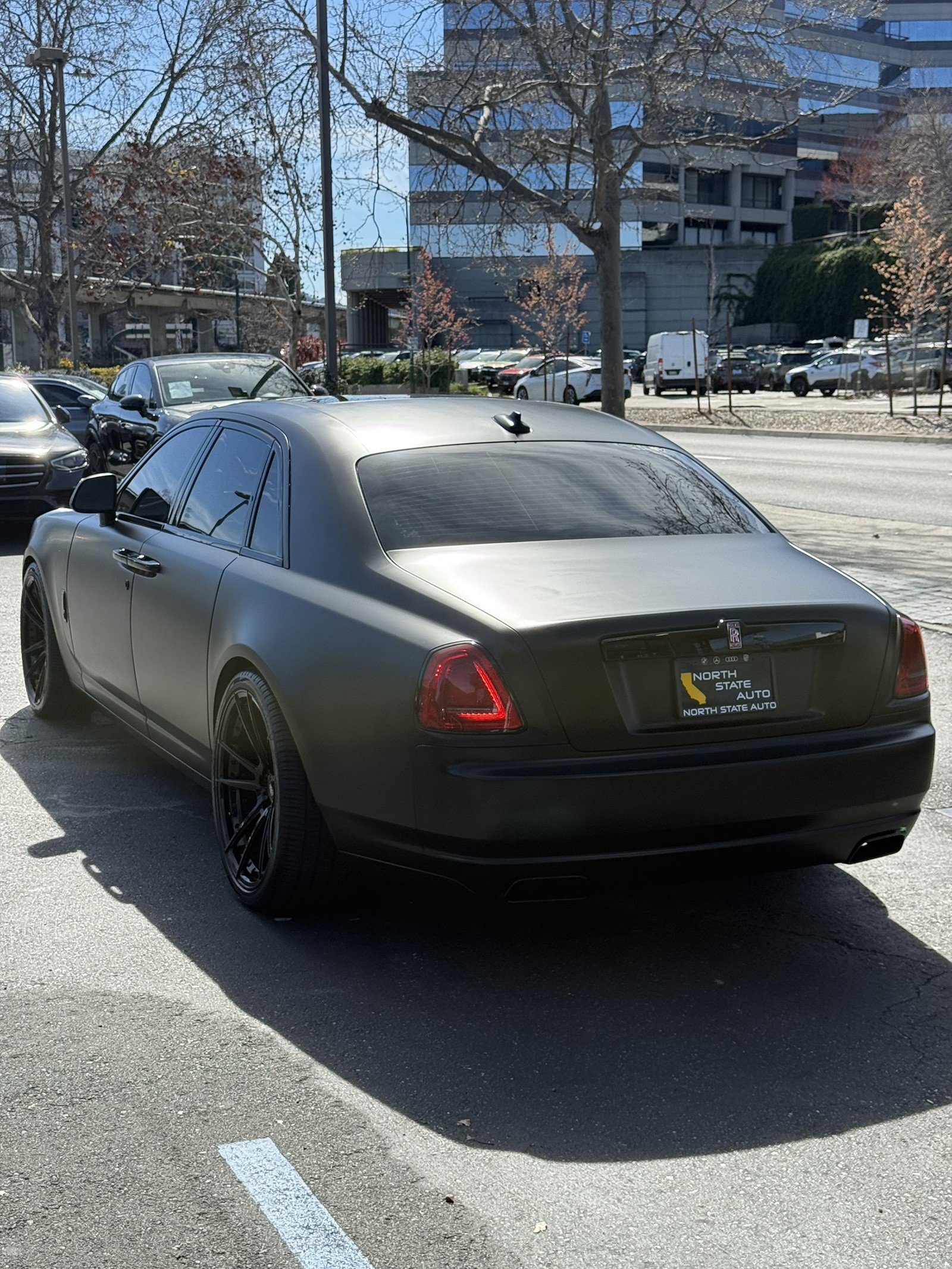 Used 2012 Rolls-Royce Ghost image 11
