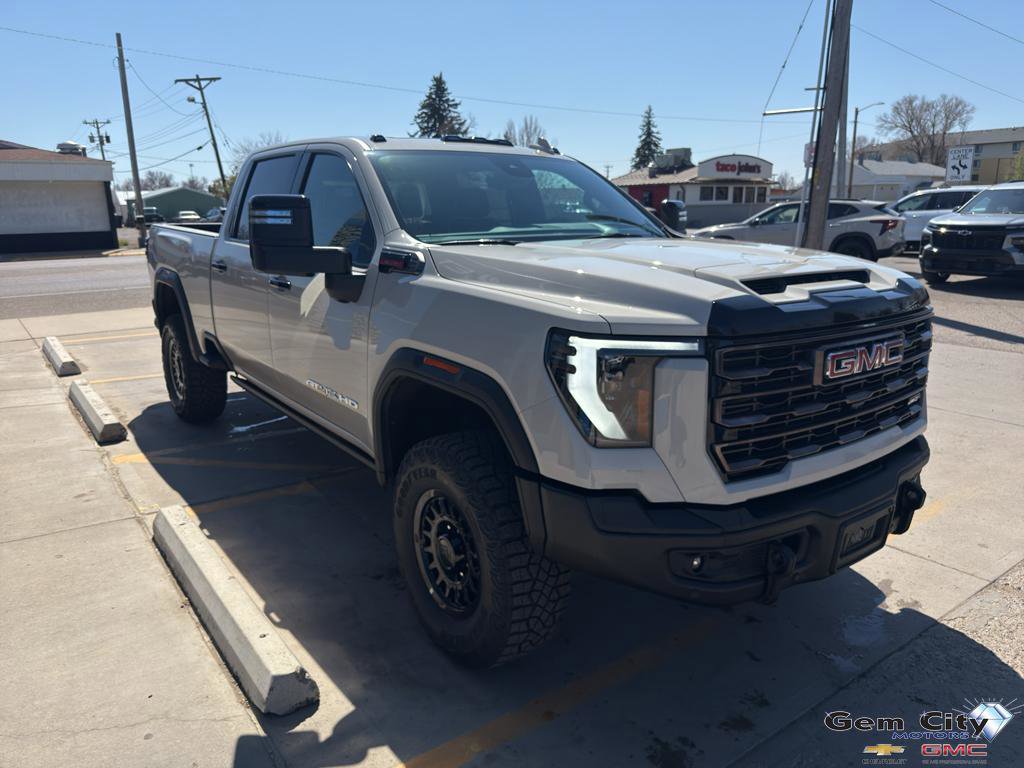 New 2026 GMC Sierra 2500 AT4X w/ AT4X AEV Edition AWD/4WD image 4