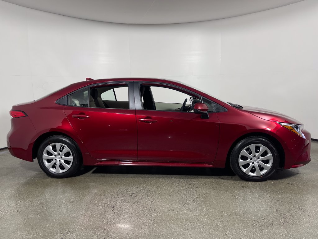 New 2027 Toyota Corolla LE FWD image 2