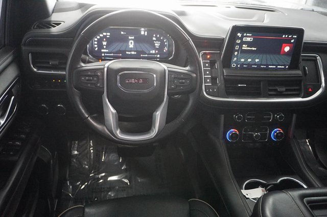 Used 2022 GMC Yukon SLT w/ SLT Premium Package image 18