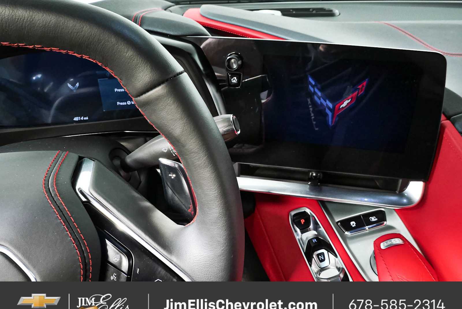 Used 2025 Chevrolet Corvette Z06 RWD image 12