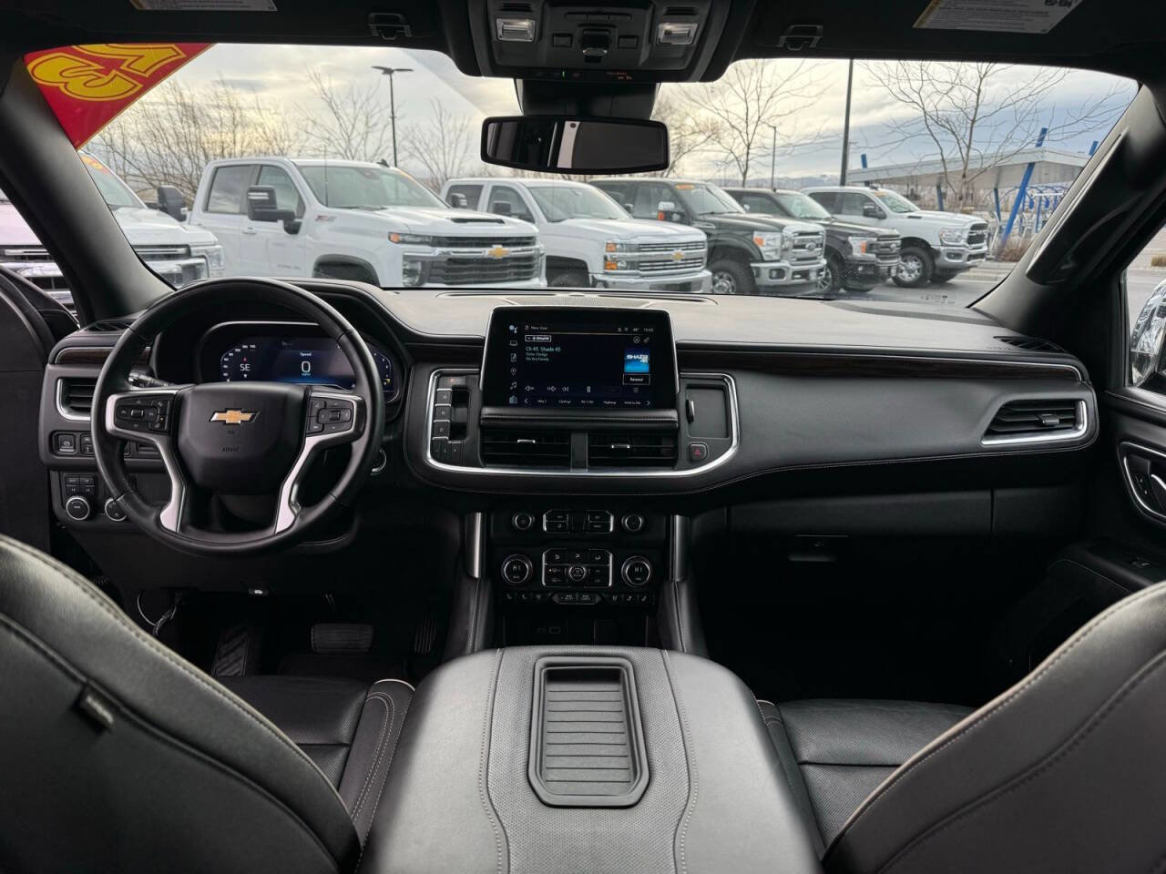 Used 2023 Chevrolet Suburban Premier image 36