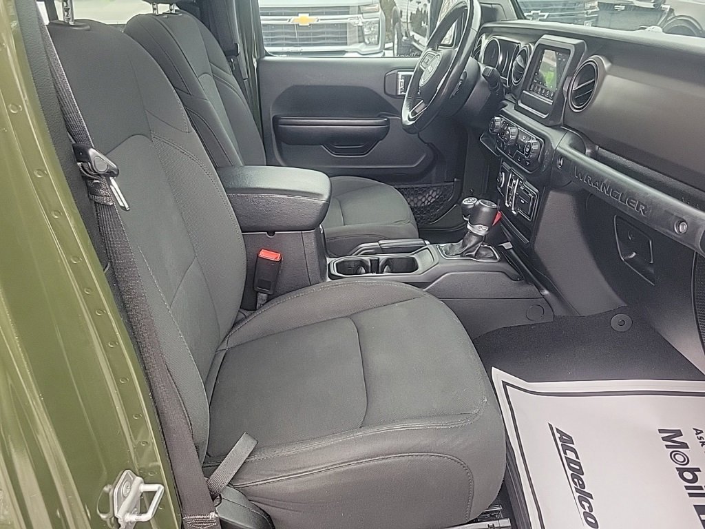 Used 2021 Jeep Wrangler Unlimited Sport image 23
