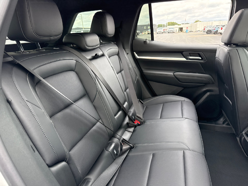 New 2027 GMC Terrain Elevation w/ Elevation Premium Package AWD/4WD image 37
