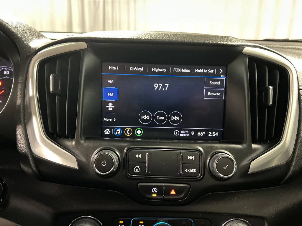 Used 2024 GMC Terrain SLT w/ Elevation Edition image 17