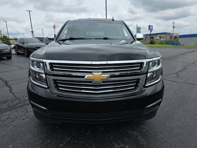 Used 2017 Chevrolet Suburban Premier AWD/4WD image 12